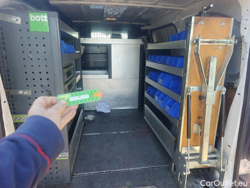  Toyota  Proace TOYOTA  / 2016 / 4P / furgón FU. MEDIO (L1) 2.0D 90kW COMFORT CARGA + #49