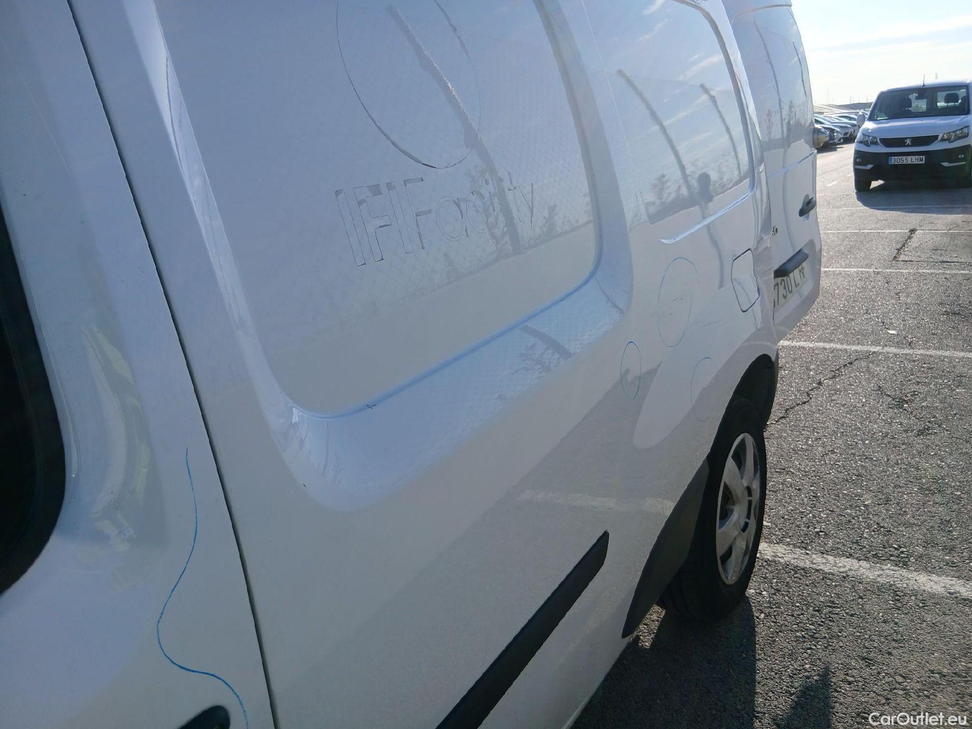  Nissan  NV200 NISSAN NV250 / 2019 / 4P / furgón 2pl 1.5dCi 70 kW (95 CV) L2H1 COMFORT #8