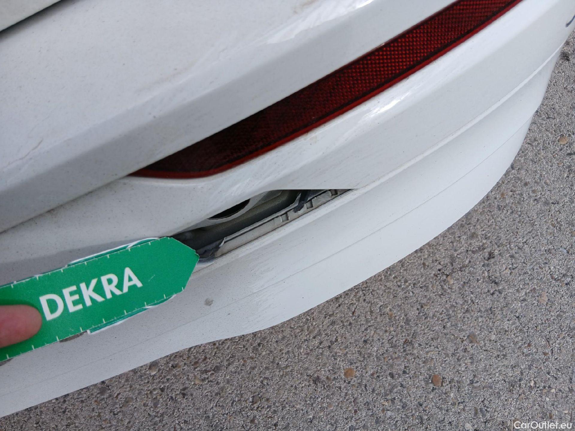  Volvo  XC60 VOLVO  / 2017 / 5P / todoterreno 2.0 B4 D Momentum Pro Auto #25