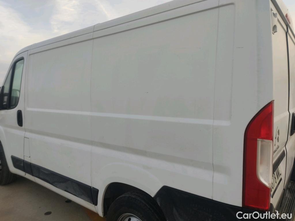  Citroen  Jumper CITROEN  / 2014 / 4P / furgón BlueHDi 88KW (120CV) Furgón 30L1H1 #24