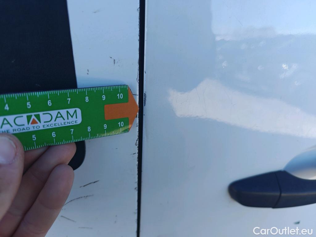  Peugeot  Expert PEUGEOT  VU 4p 3G furgón Furg.Premium BlueHDi 85KW (115) Standard #40