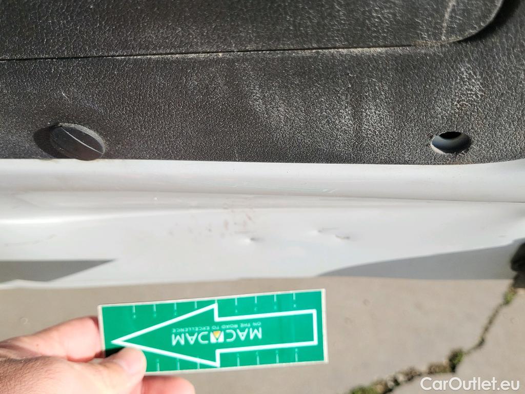  Citroen  Berlingo CITROEN  / 2018 / 4P / combi Talla M BlueHDi 100 S&S LIVE (AC) #4