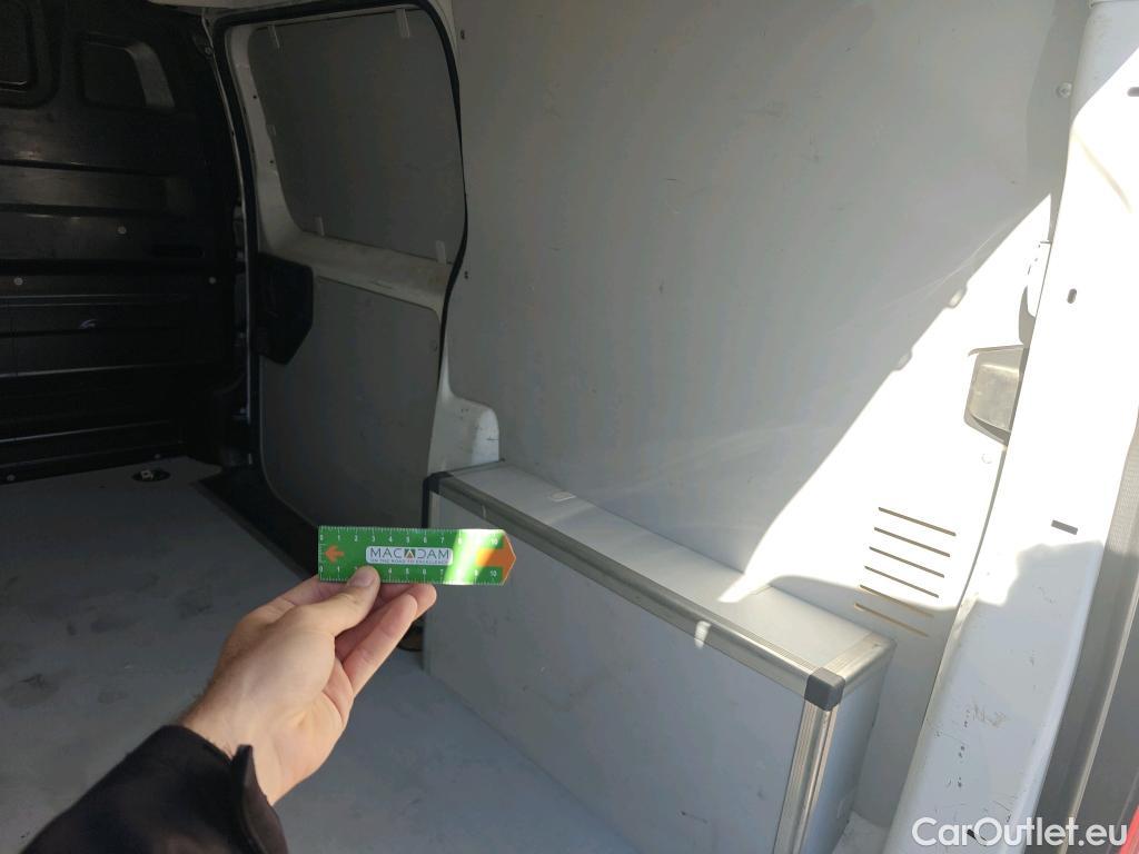  Peugeot  Expert PEUGEOT  VU 4p 3G furgón Furg.Premium BlueHDi 85KW (115) Standard #87