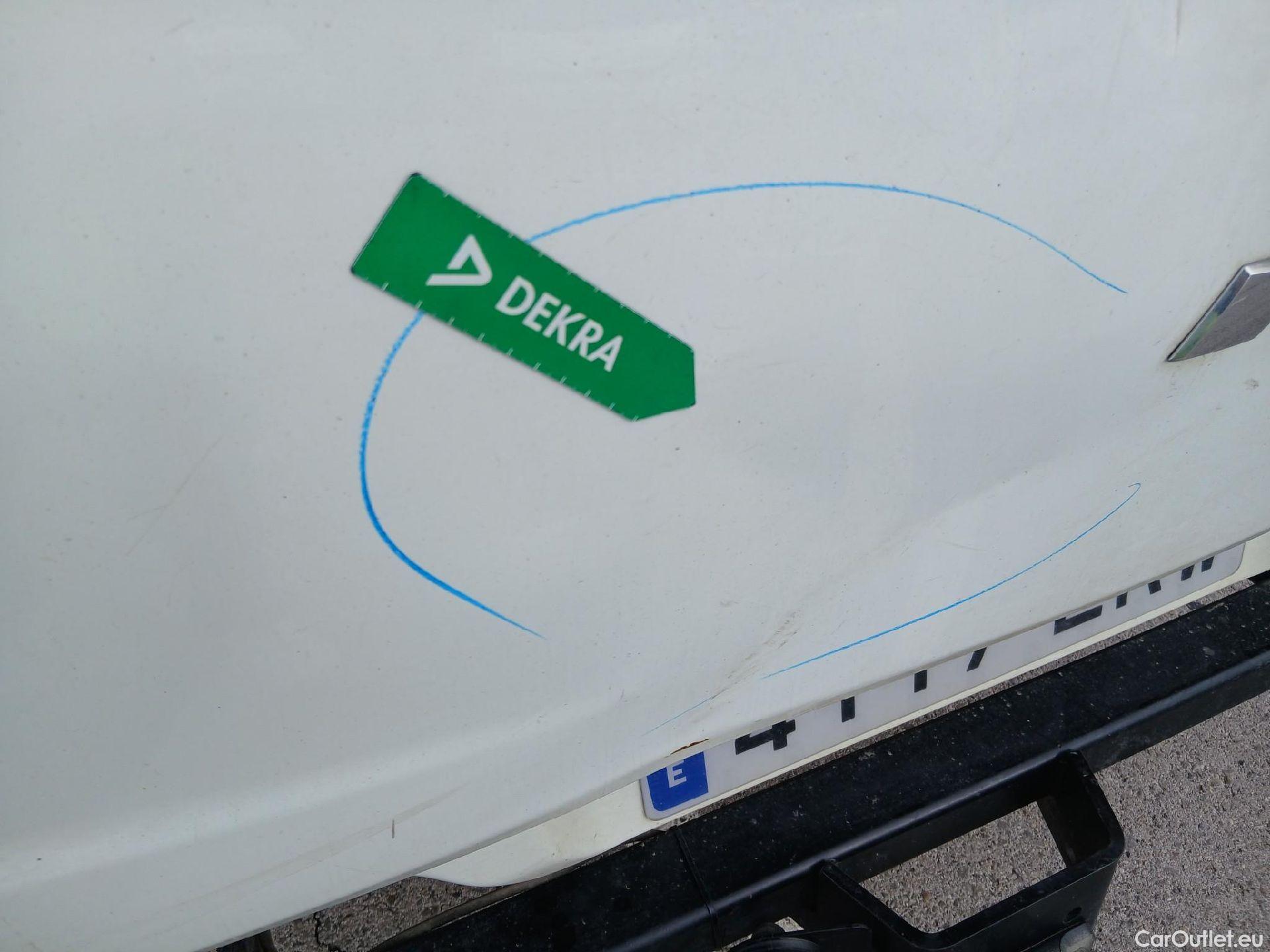  Mitsubishi  L200 MITSUBISHI  / 2019 / 4P / pickup doble cabina D/C 220 DI-D M-Pro #21