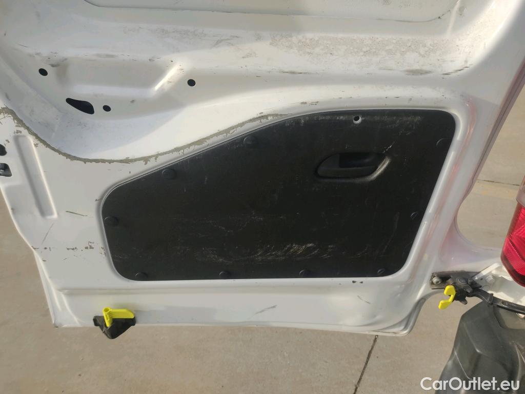  Peugeot  Partner PEUGEOT  / 2018 / 3P / furgón derivado de turismo Pro Standard 600kg BlueHDi 73kW #19