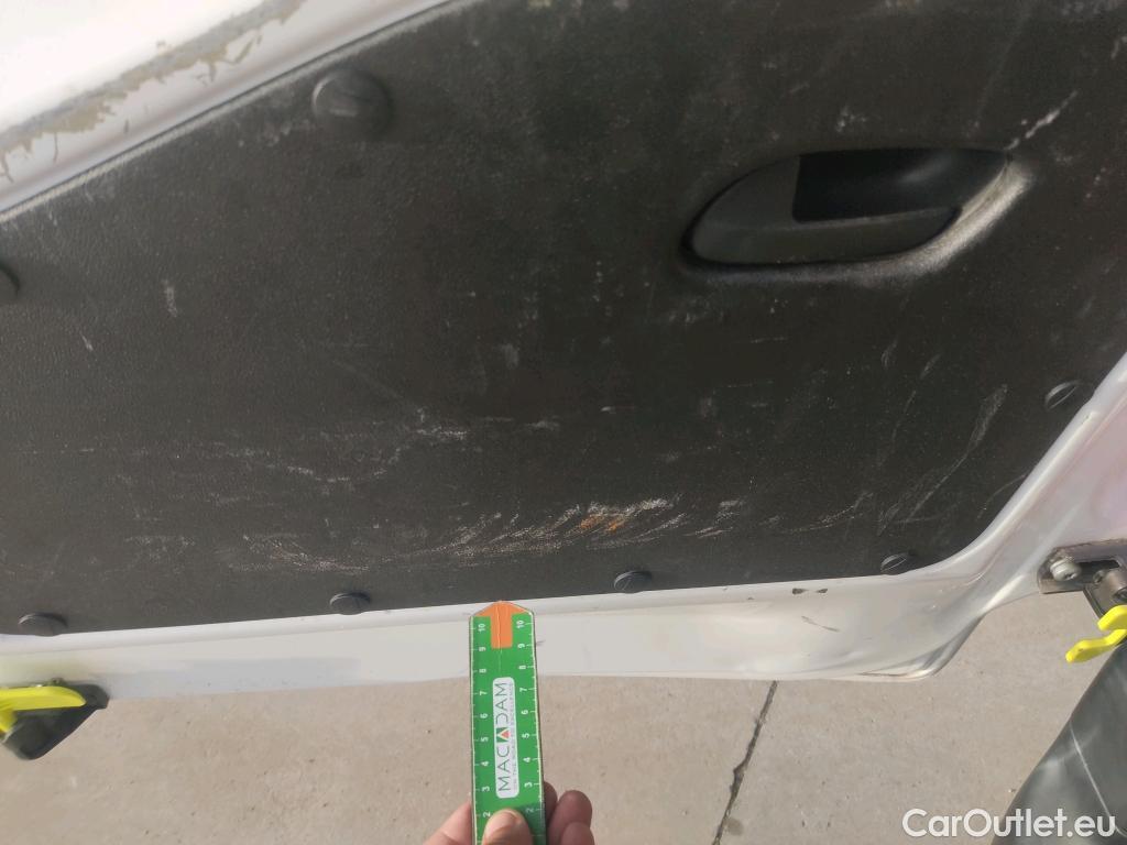  Peugeot  Partner PEUGEOT  / 2018 / 3P / furgón derivado de turismo Pro Standard 600kg BlueHDi 73kW #20