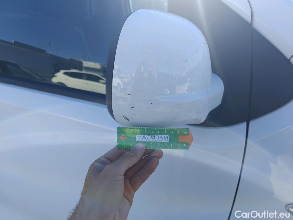  Peugeot  Expert PEUGEOT  VU 4p 3G furgón Furg.Premium BlueHDi 85KW (115) Standard #82