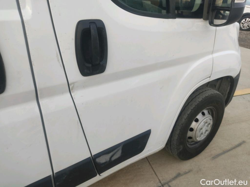  Citroen  Jumper CITROEN  / 2014 / 4P / furgón BlueHDi 88KW (120CV) Furgón 30L1H1 #33