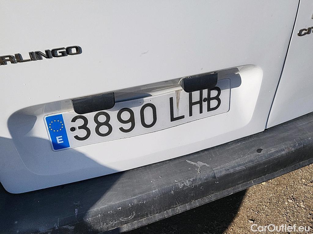  Citroen  Berlingo CITROEN  / 2018 / 4P / combi Talla M BlueHDi 100 S&S LIVE (AC) #29