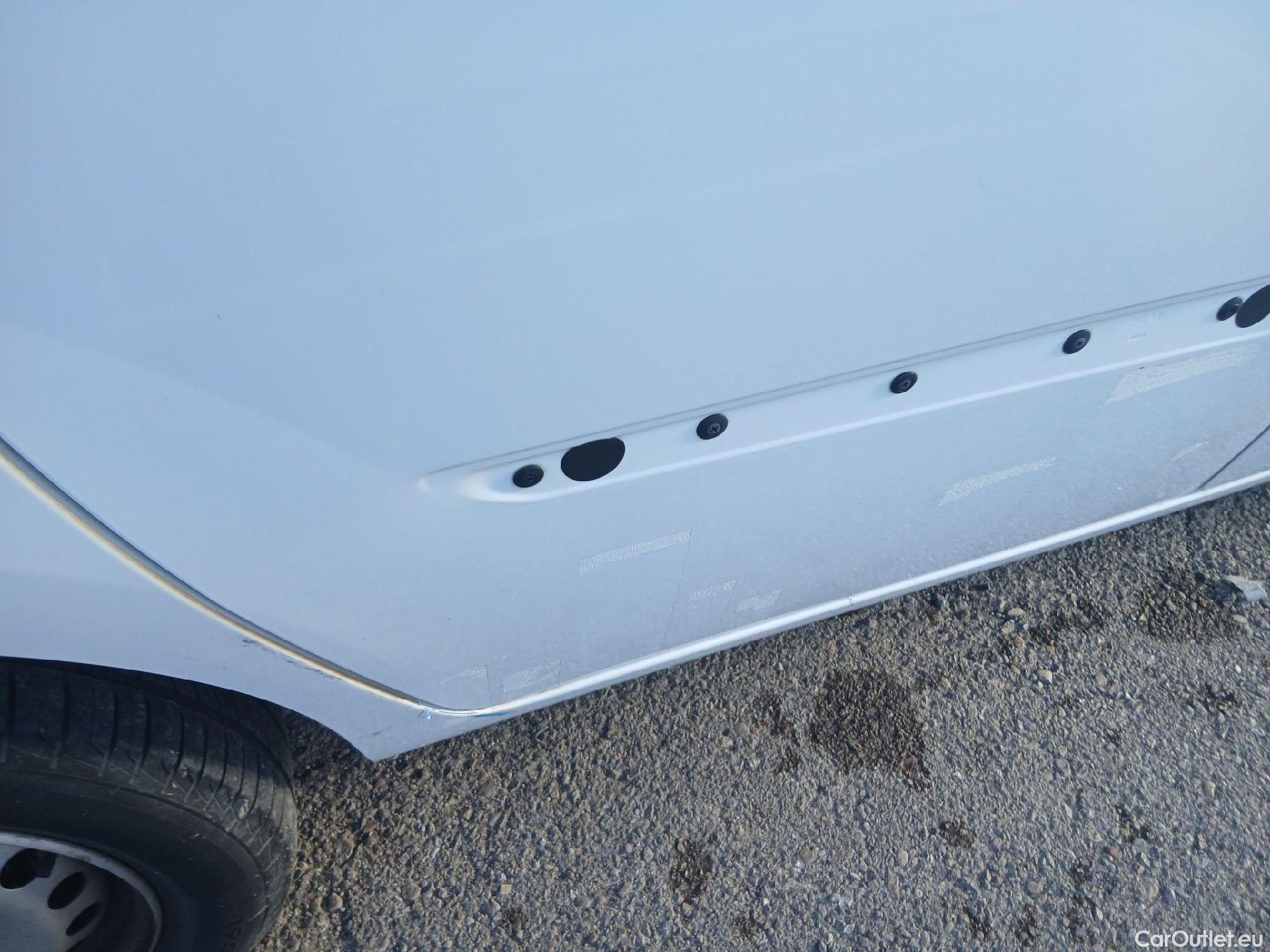  Renault  Kangoo RENAULT  Furgón/2013/3P/furgón derivado de turismo Profesional Blue dCi 70kW (95CV) #23