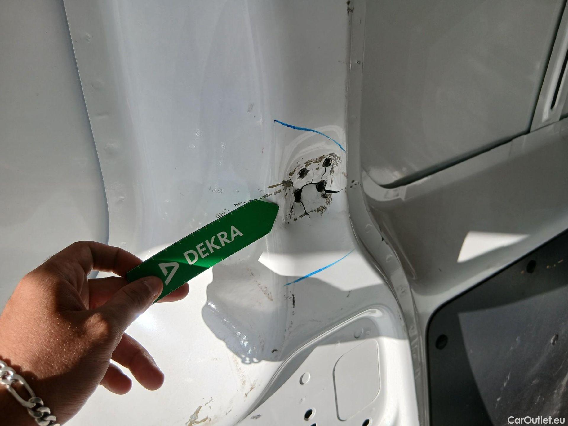  Peugeot  Expert PEUGEOT  / 2016 / 4P / furgón Furgón Premium 2.0 BlueHDi 120 Standard #39