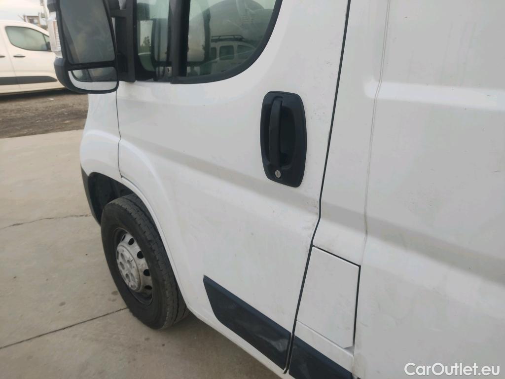  Citroen  Jumper CITROEN  / 2014 / 4P / furgón BlueHDi 88KW (120CV) Furgón 30L1H1 #27