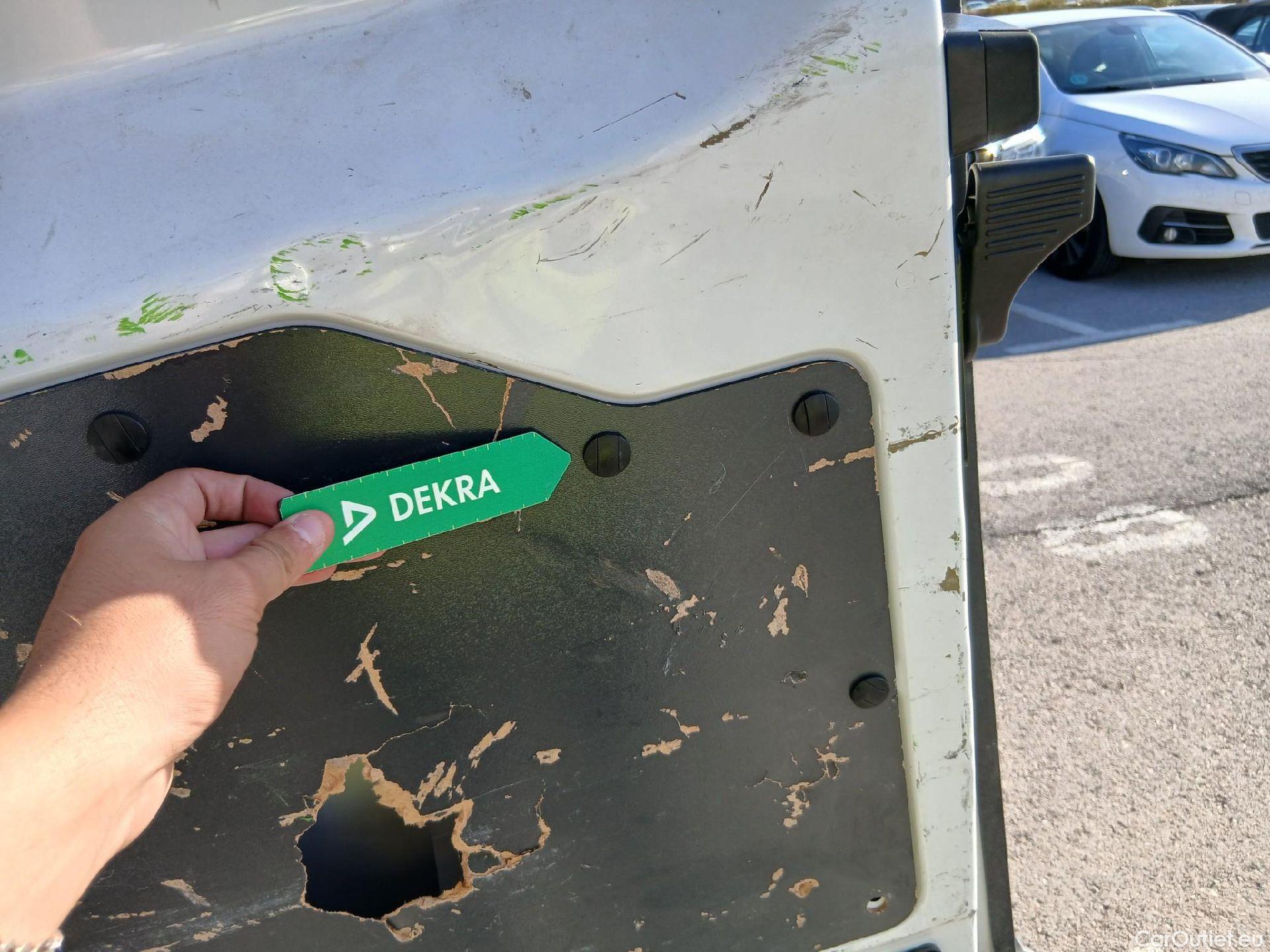  Peugeot  Expert PEUGEOT  / 2016 / 4P / furgón Furgón Premium 2.0 BlueHDi 120 Standard #20