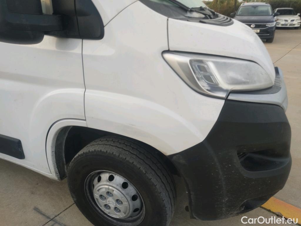  Citroen  Jumper CITROEN  / 2014 / 4P / furgón BlueHDi 88KW (120CV) Furgón 30L1H1 #29