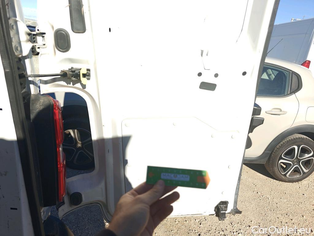  Peugeot  Expert PEUGEOT  VU 4p 3G furgón Furg.Premium BlueHDi 85KW (115) Standard #90