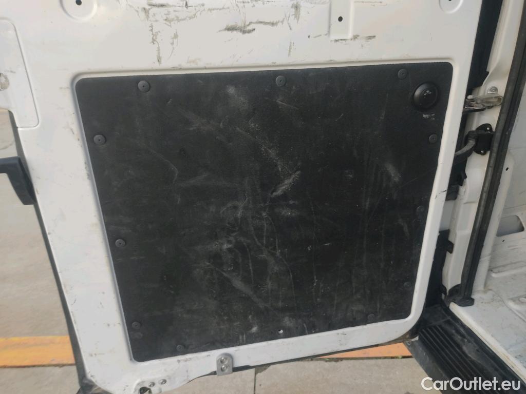  Citroen  Jumper CITROEN  / 2014 / 4P / furgón BlueHDi 88KW (120CV) Furgón 30L1H1 #13