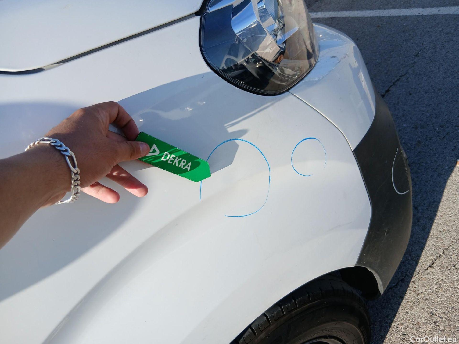  Peugeot  Expert PEUGEOT  / 2016 / 4P / furgón Furgón Premium 2.0 BlueHDi 120 Standard #50