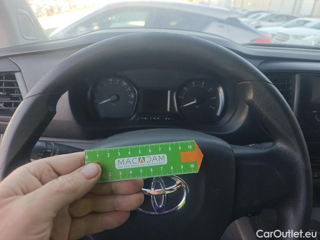  Toyota  Proace TOYOTA  / 2016 / 4P / furgón FU. MEDIO (L1) 2.0D 90kW COMFORT CARGA + #44