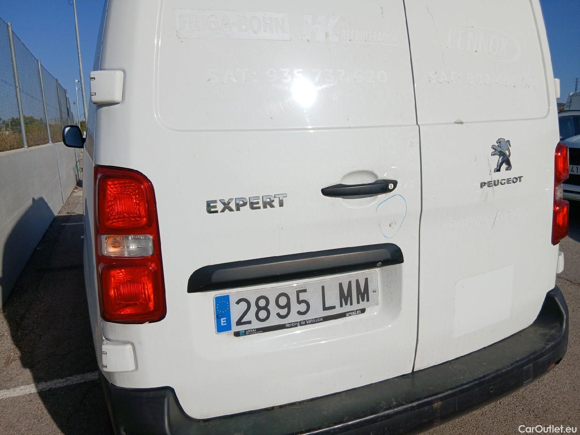  Peugeot  Expert PEUGEOT  / 2016 / 4P / furgón Furgón Premium 2.0 BlueHDi 120 Standard #12