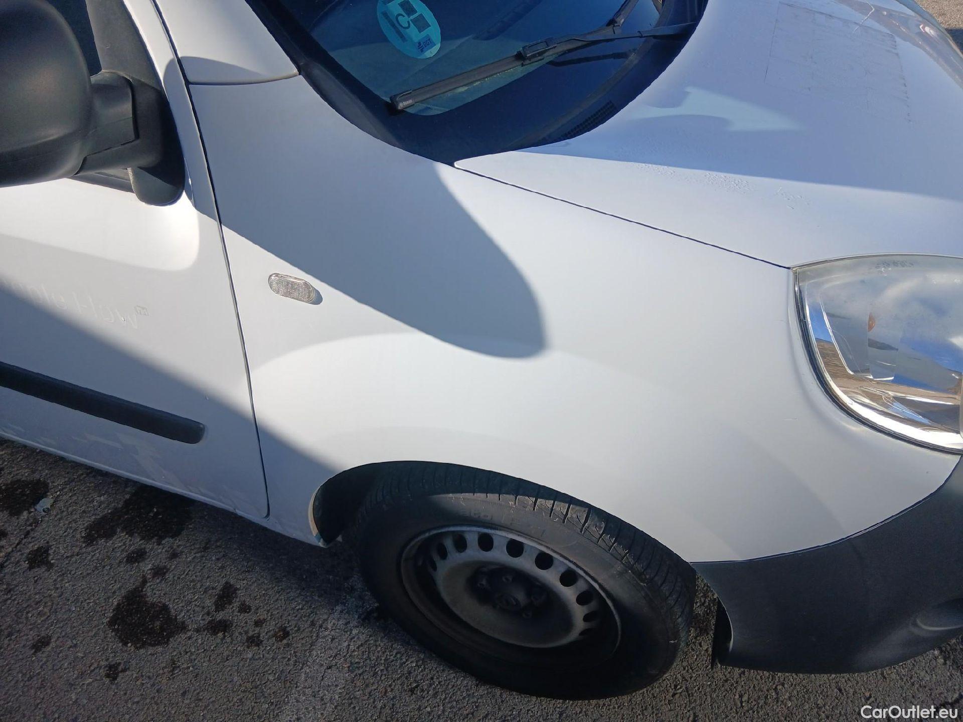  Renault  Kangoo RENAULT  Furgón/2013/3P/furgón derivado de turismo Profesional Blue dCi 70kW (95CV) #27