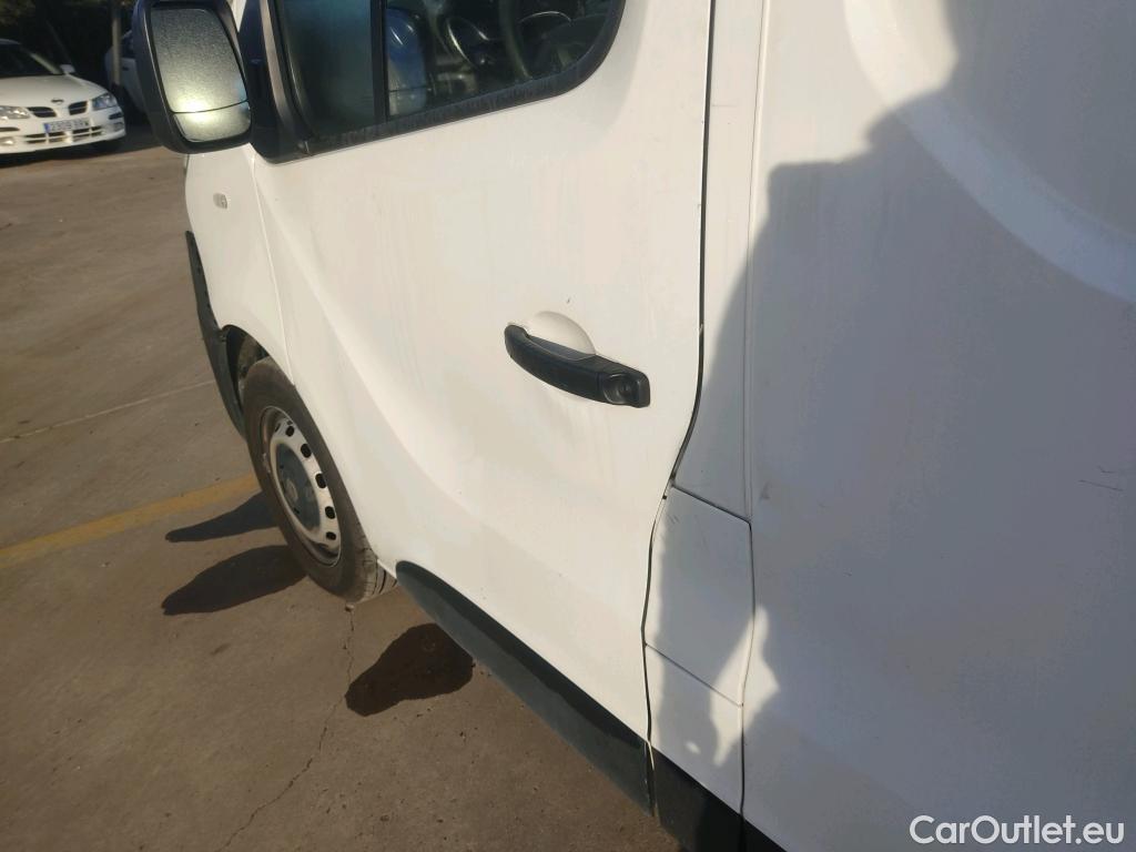  Nissan  NV300 NISSAN  / 2016 / 4P / furgón 2.0dCi 88kW (120CV) L1H1 1T Optima  ISOTERMO + EQUIPO DE FRIO #9