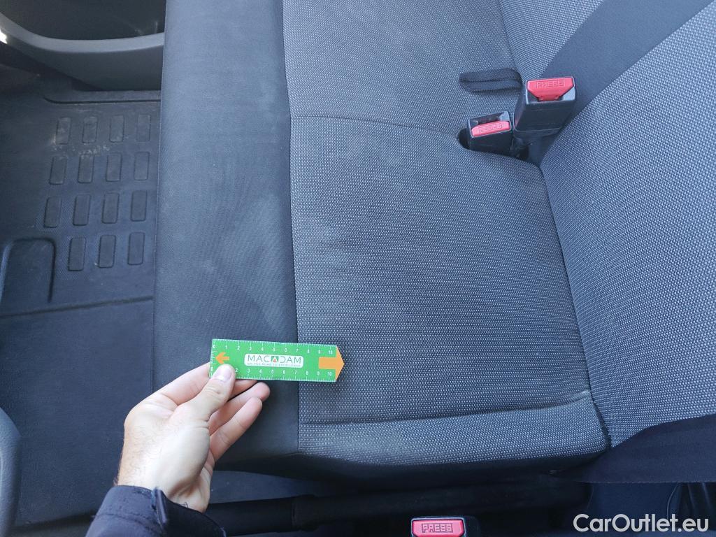  Peugeot  Expert PEUGEOT  VU 4p 3G furgón Furg.Premium BlueHDi 85KW (115) Standard #60