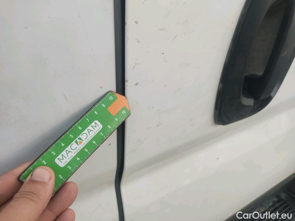  Citroen  Jumper CITROEN  / 2014 / 4P / furgón BlueHDi 88KW (120CV) Furgón 30L1H1 #36