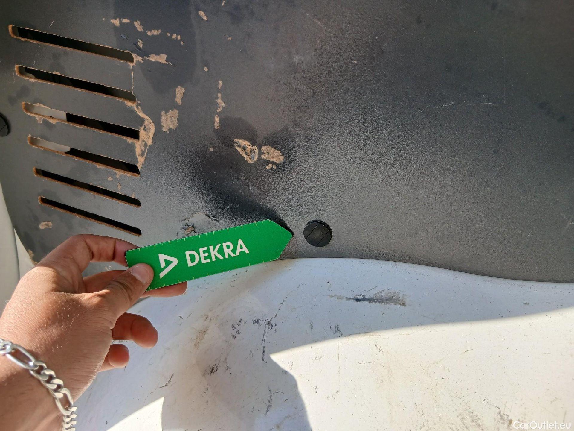  Peugeot  Expert PEUGEOT  / 2016 / 4P / furgón Furgón Premium 2.0 BlueHDi 120 Standard #31