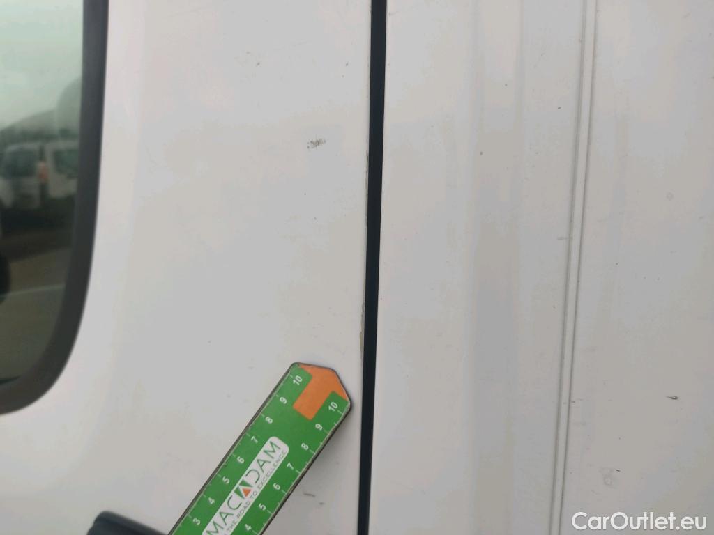  Citroen  Jumper CITROEN  / 2014 / 4P / furgón BlueHDi 88KW (120CV) Furgón 30L1H1 #28