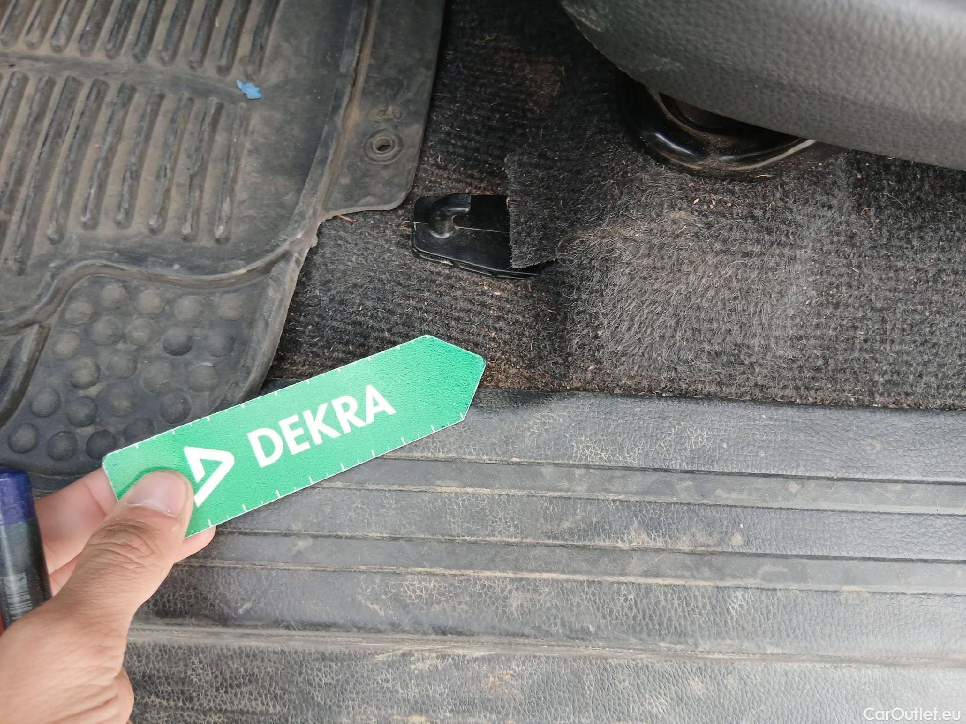  Mitsubishi  L200 MITSUBISHI  / 2019 / 4P / pickup doble cabina D/C 220 DI-D M-Pro #14