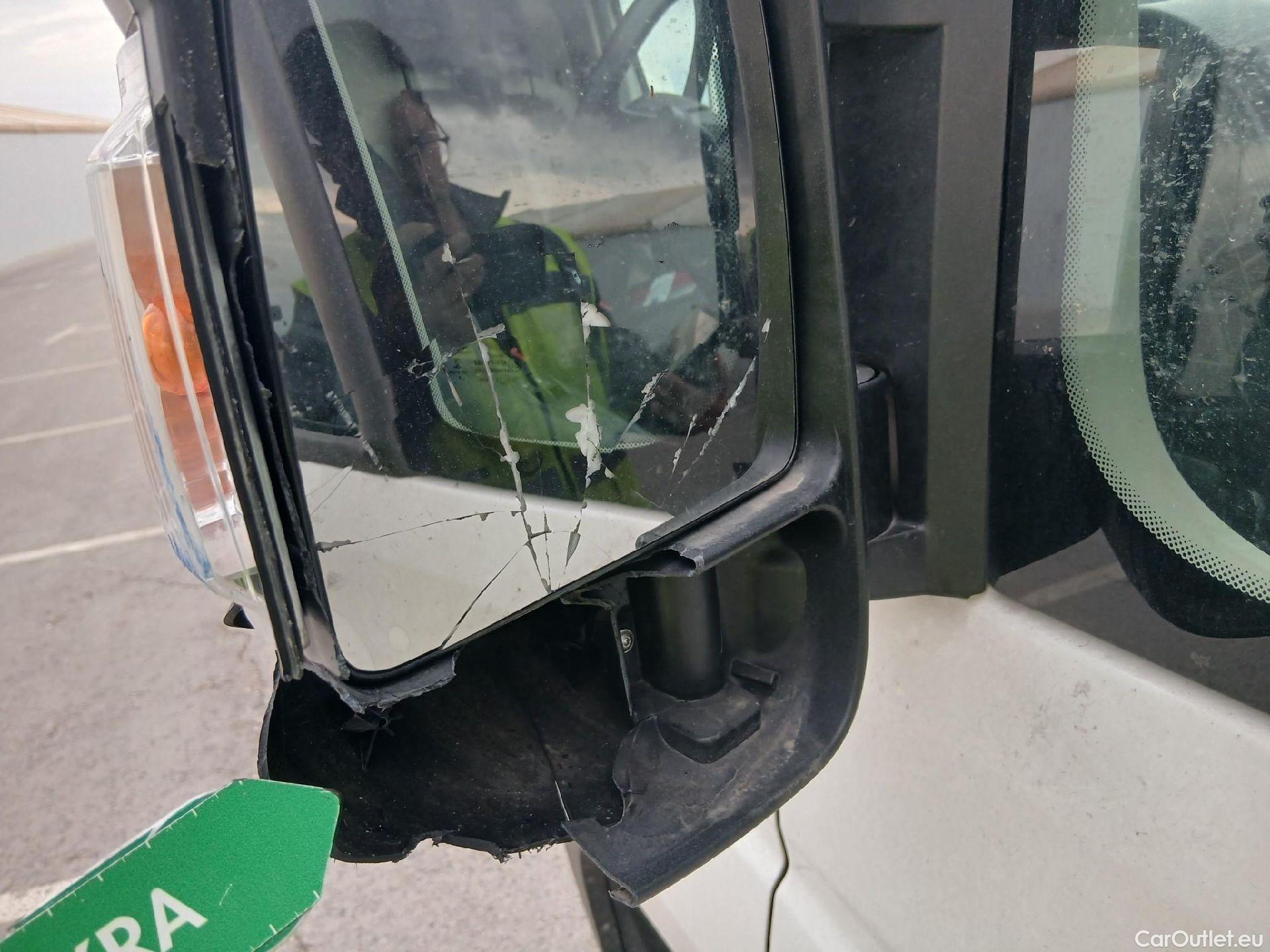  Citroen  Jumper CITROEN  / 2014 / 4P / furgón BlueHDi 96KW (130CV) Furgón 35L2H2 #28