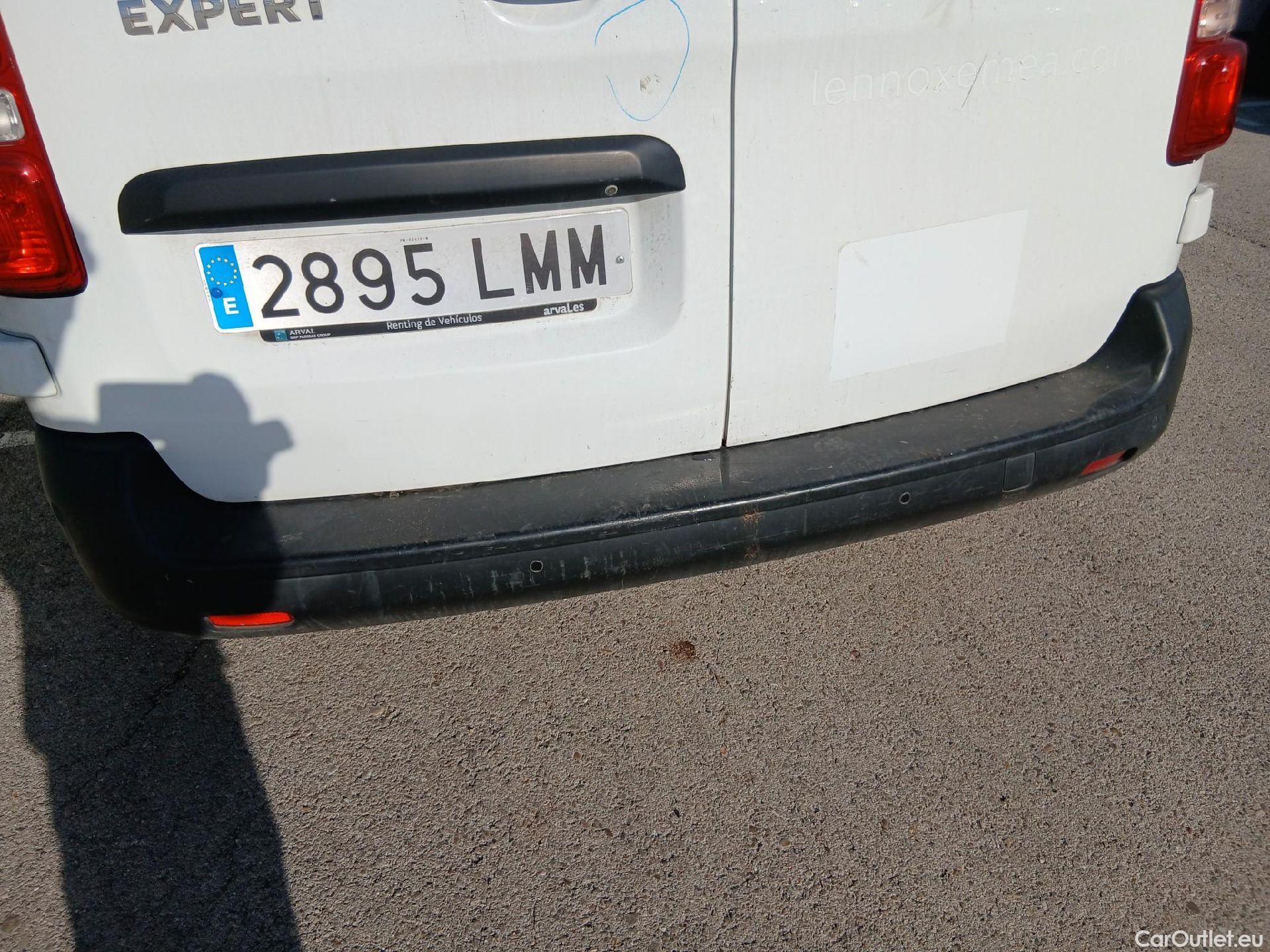  Peugeot  Expert PEUGEOT  / 2016 / 4P / furgón Furgón Premium 2.0 BlueHDi 120 Standard #10