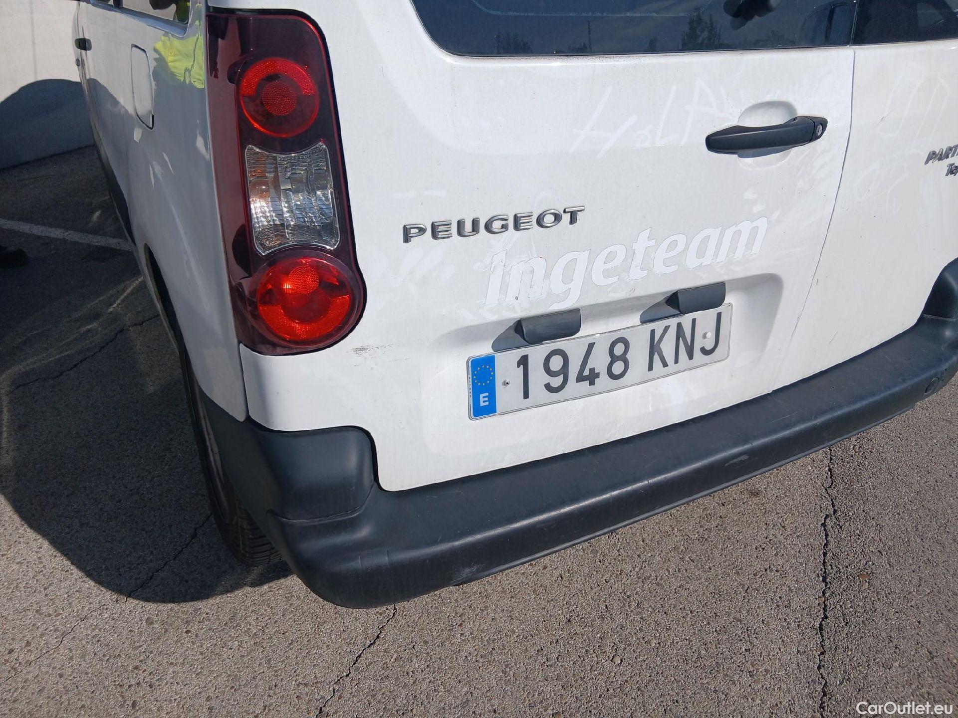  Peugeot  Partner PEUGEOT  / 2015 / 4P / combi TEPEE Access BlueHDi 1.6 HDi 73KW (100) #13