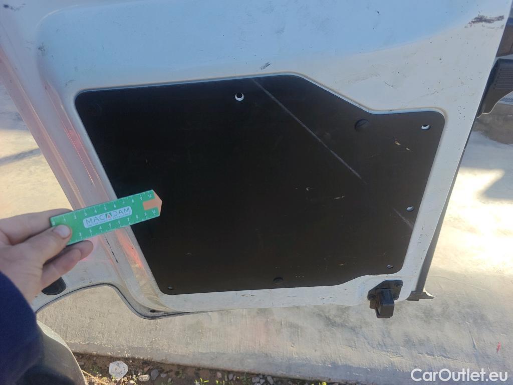  Toyota  Proace TOYOTA  / 2016 / 4P / furgón FU. MEDIO (L1) 2.0D 90kW COMFORT CARGA + #55