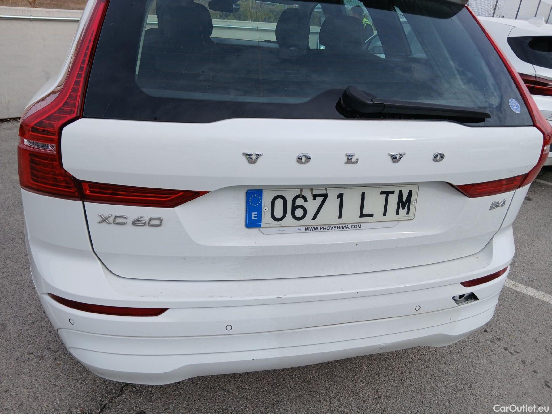  Volvo  XC60 VOLVO  / 2017 / 5P / todoterreno 2.0 B4 D Momentum Pro Auto #20