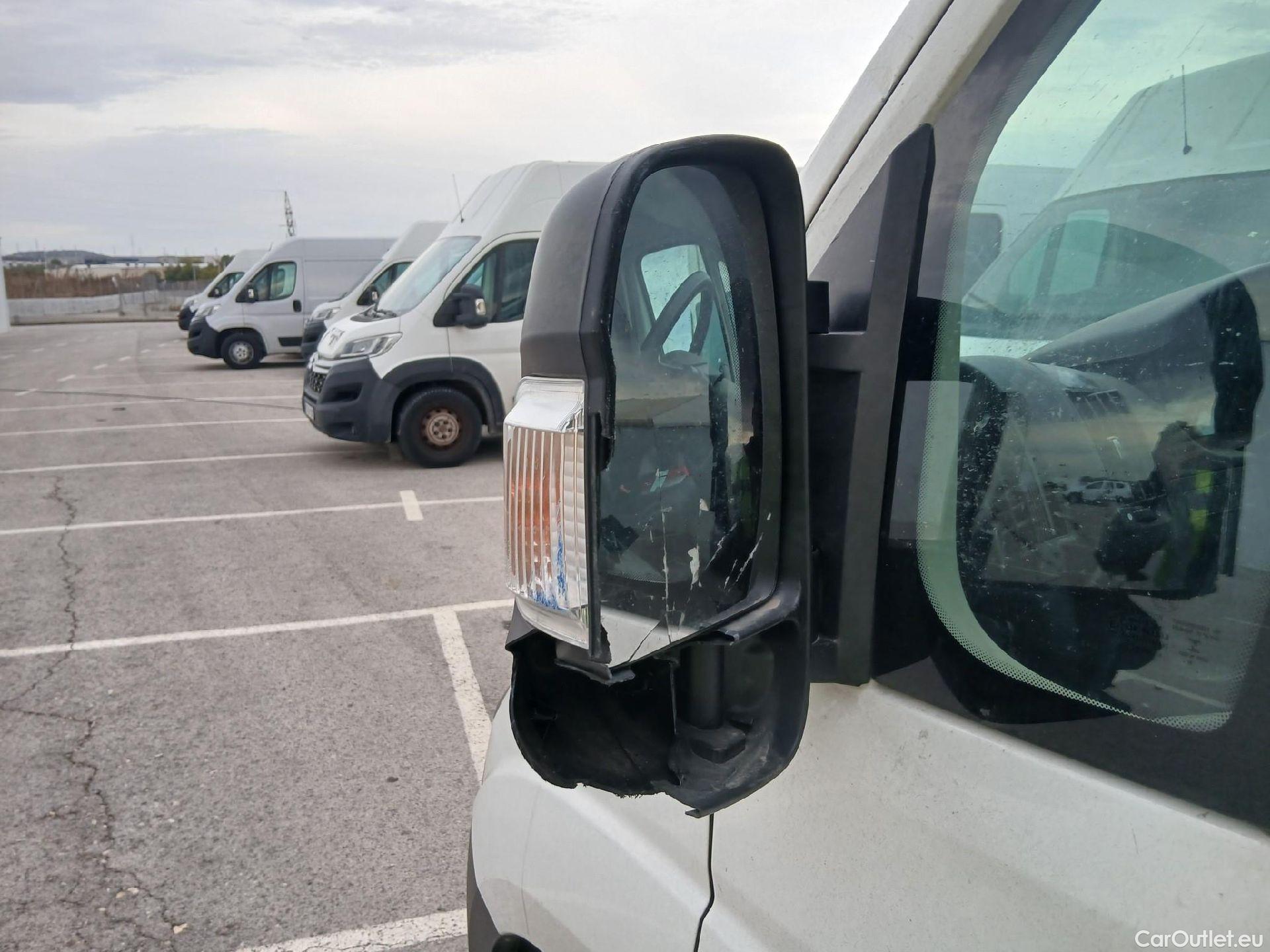  Citroen  Jumper CITROEN  / 2014 / 4P / furgón BlueHDi 96KW (130CV) Furgón 35L2H2 #27