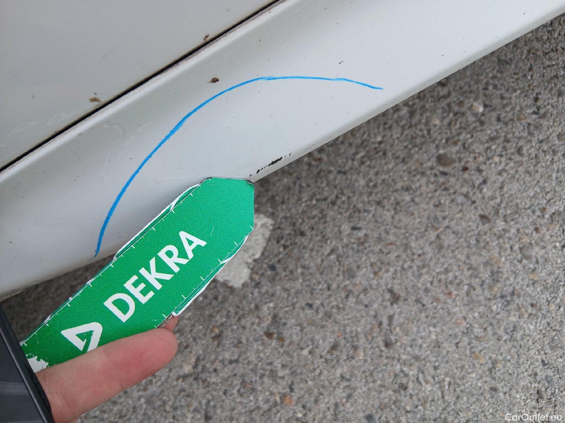  Volvo  XC60 VOLVO  / 2017 / 5P / todoterreno 2.0 B4 D Momentum Pro Auto #10