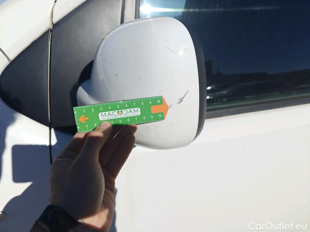  Peugeot  Expert PEUGEOT  VU 4p 3G furgón Furg.Premium BlueHDi 85KW (115) Standard #85