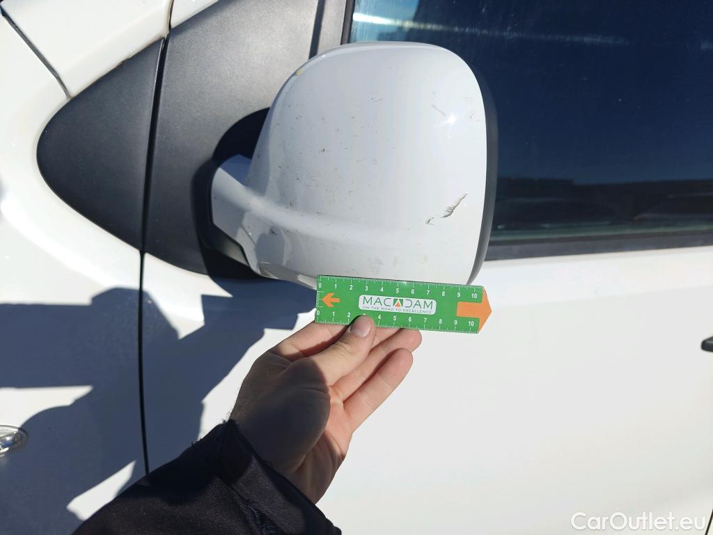  Peugeot  Expert PEUGEOT  VU 4p 3G furgón Furg.Premium BlueHDi 85KW (115) Standard #84