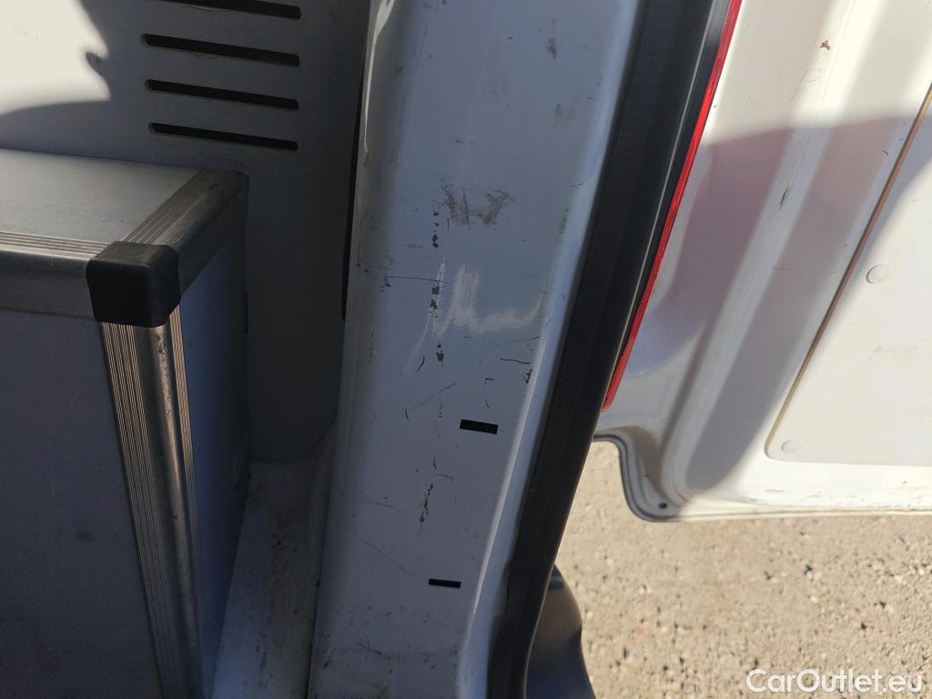  Peugeot  Expert PEUGEOT  VU 4p 3G furgón Furg.Premium BlueHDi 85KW (115) Standard #32