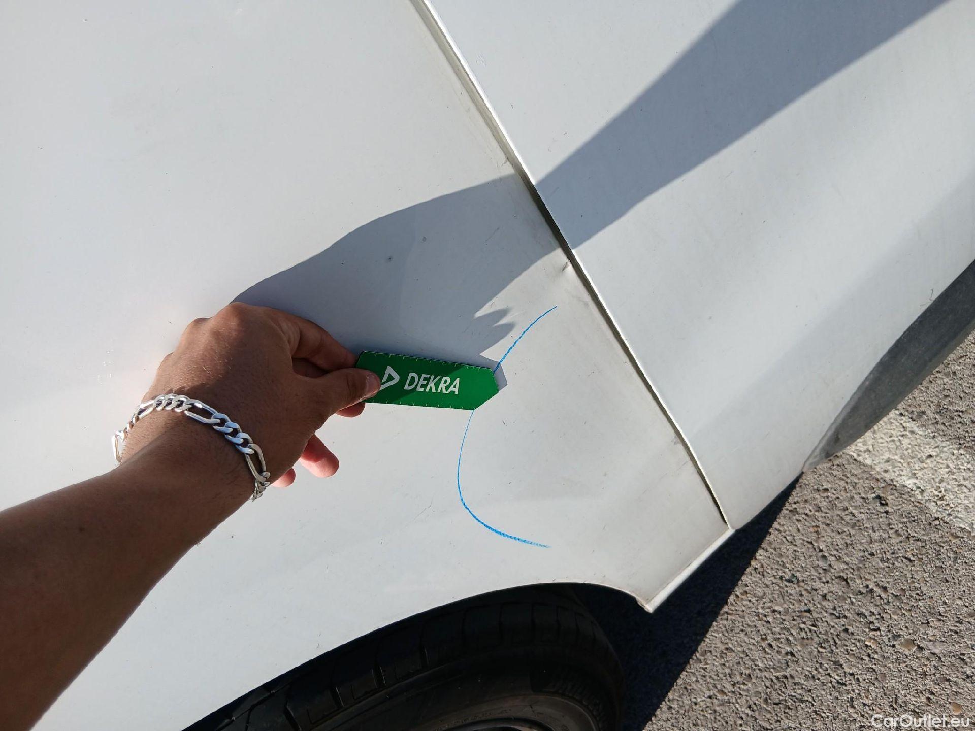  Peugeot  Expert PEUGEOT  / 2016 / 4P / furgón Furgón Premium 2.0 BlueHDi 120 Standard #42