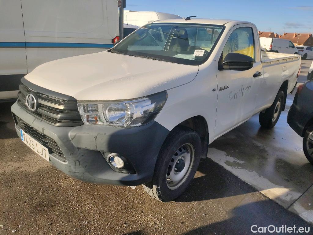  Toyota  Hilux TOYOTA  / 2016 / 2P / pickup 2.4 D-4D Cabina Sencilla GX #15