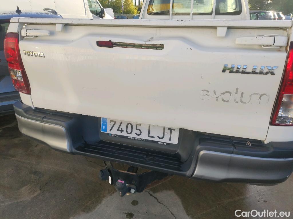  Toyota  Hilux TOYOTA  / 2016 / 2P / pickup 2.4 D-4D Cabina Sencilla GX #7