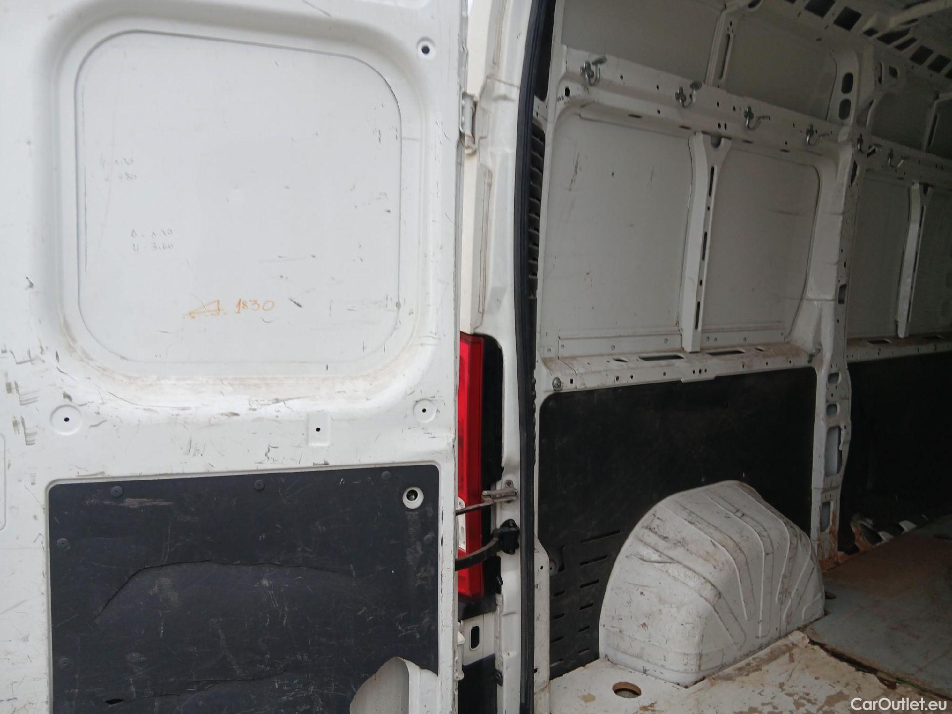  Citroen  Jumper CITROEN  / 2014 / 4P / furgón BlueHDi 96KW (130CV) Furgón 35L2H2 #7