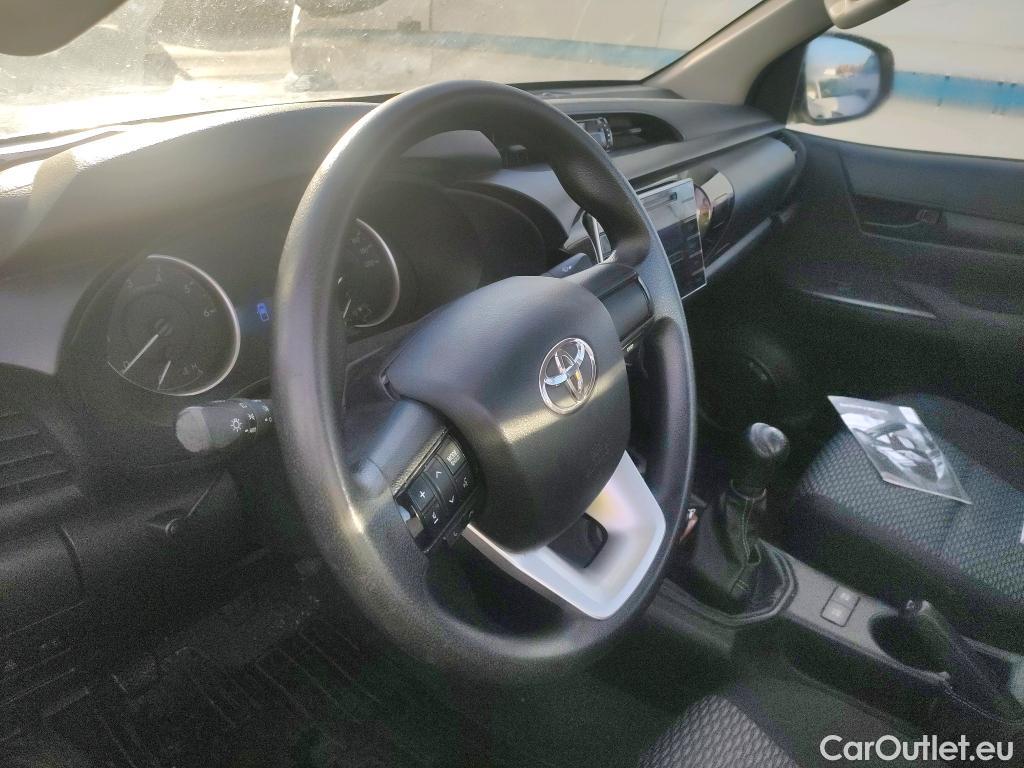  Toyota  Hilux TOYOTA  / 2016 / 2P / pickup 2.4 D-4D Cabina Sencilla GX #20
