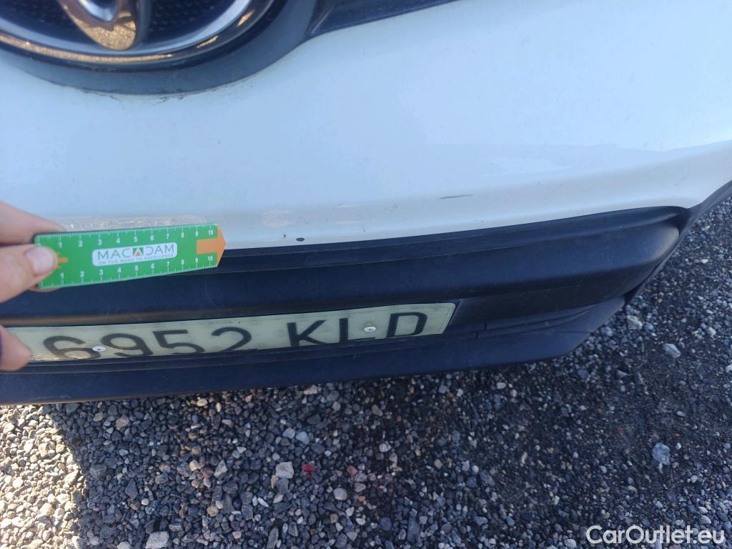  Toyota  Proace TOYOTA  / 2016 / 4P / furgón FU. MEDIO (L1) 2.0D 90kW COMFORT CARGA + #42