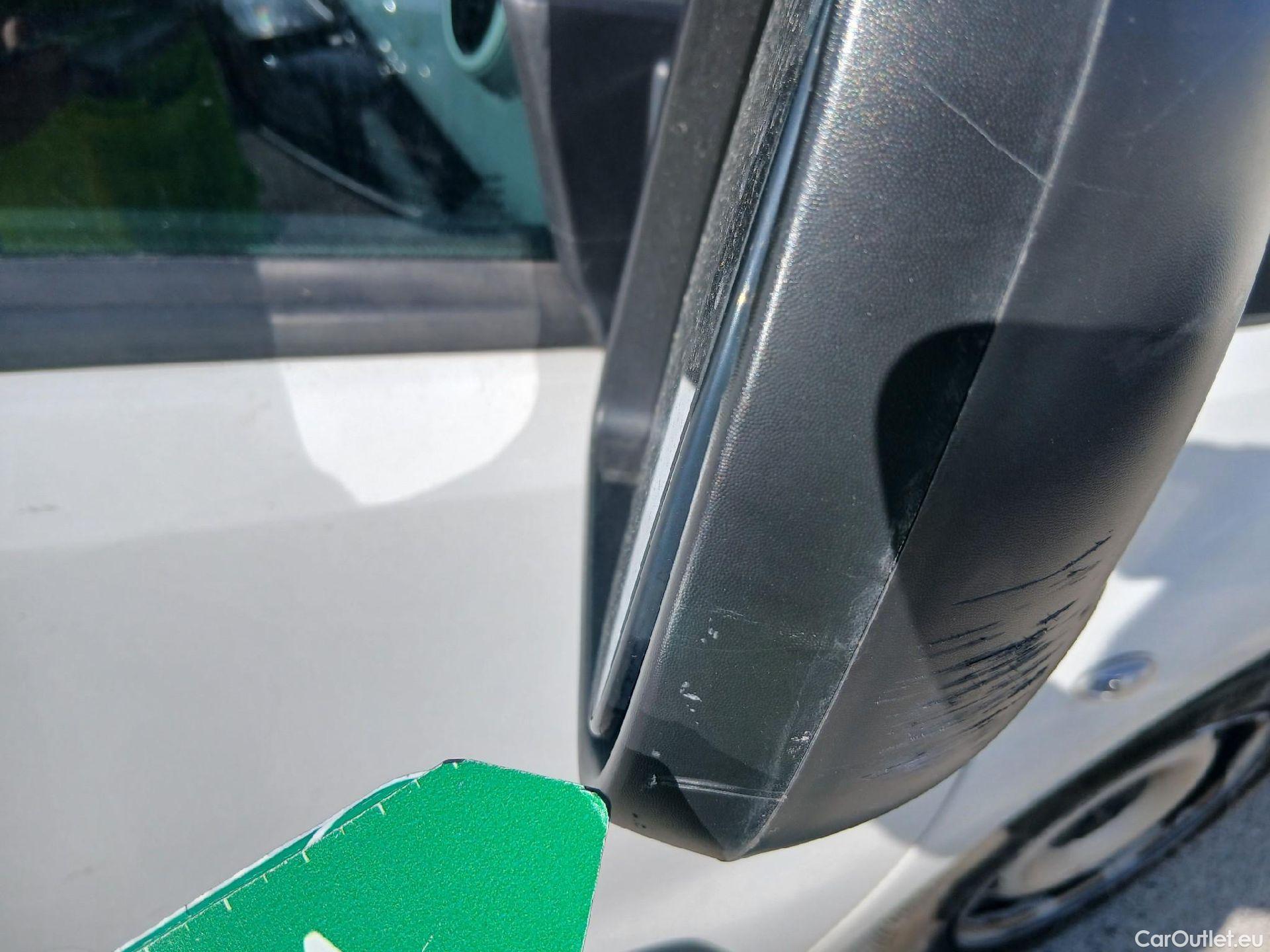  Peugeot  Partner PEUGEOT  / 2015 / 4P / combi TEPEE Access BlueHDi 1.6 HDi 73KW (100) #19