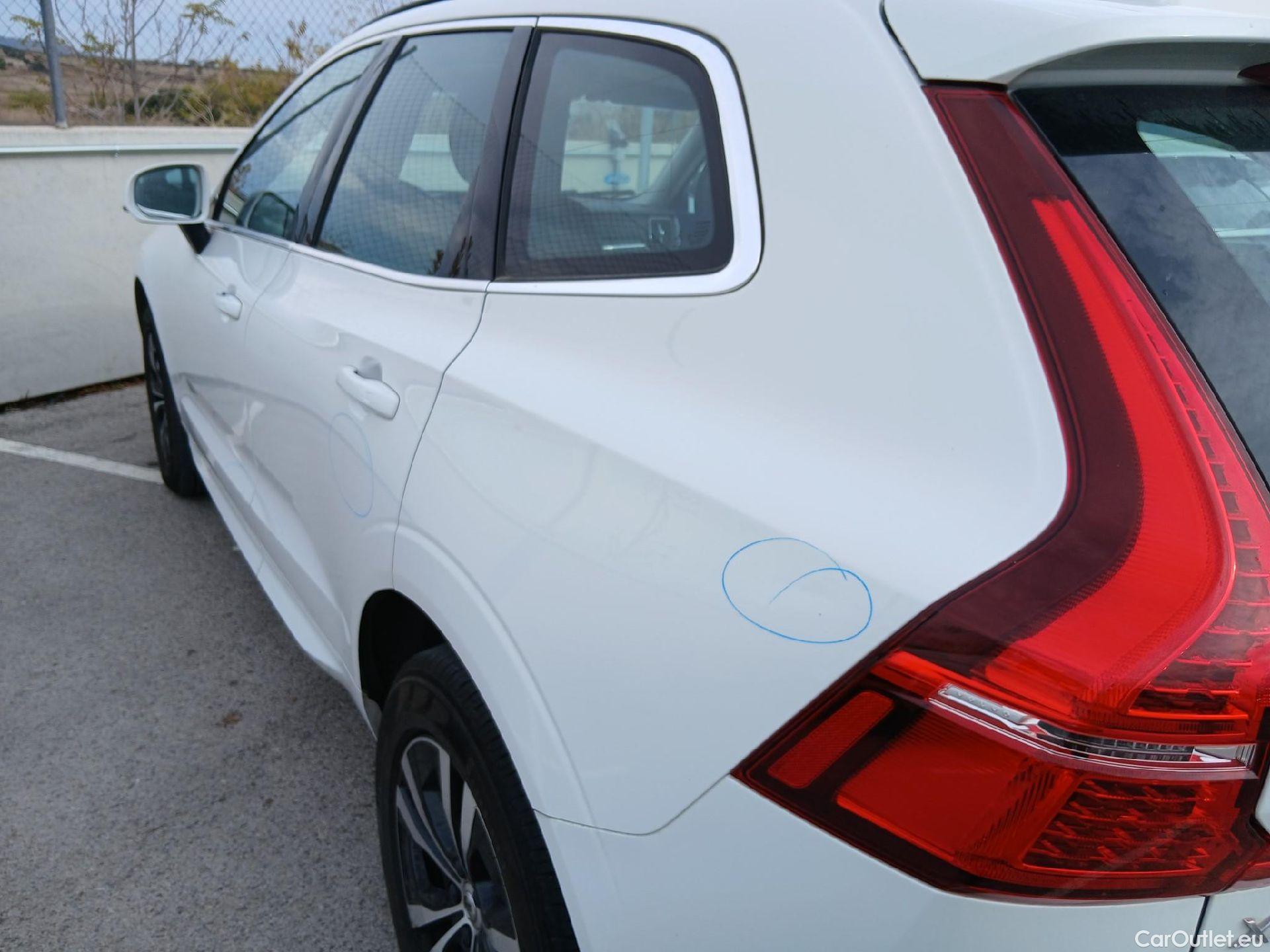  Volvo  XC60 VOLVO  / 2017 / 5P / todoterreno 2.0 B4 D Momentum Pro Auto #19