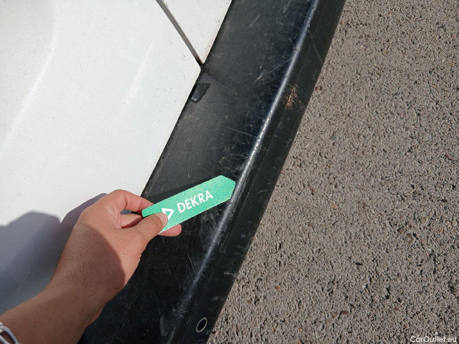  Peugeot  Expert PEUGEOT  / 2016 / 4P / furgón Furgón Premium 2.0 BlueHDi 120 Standard #9