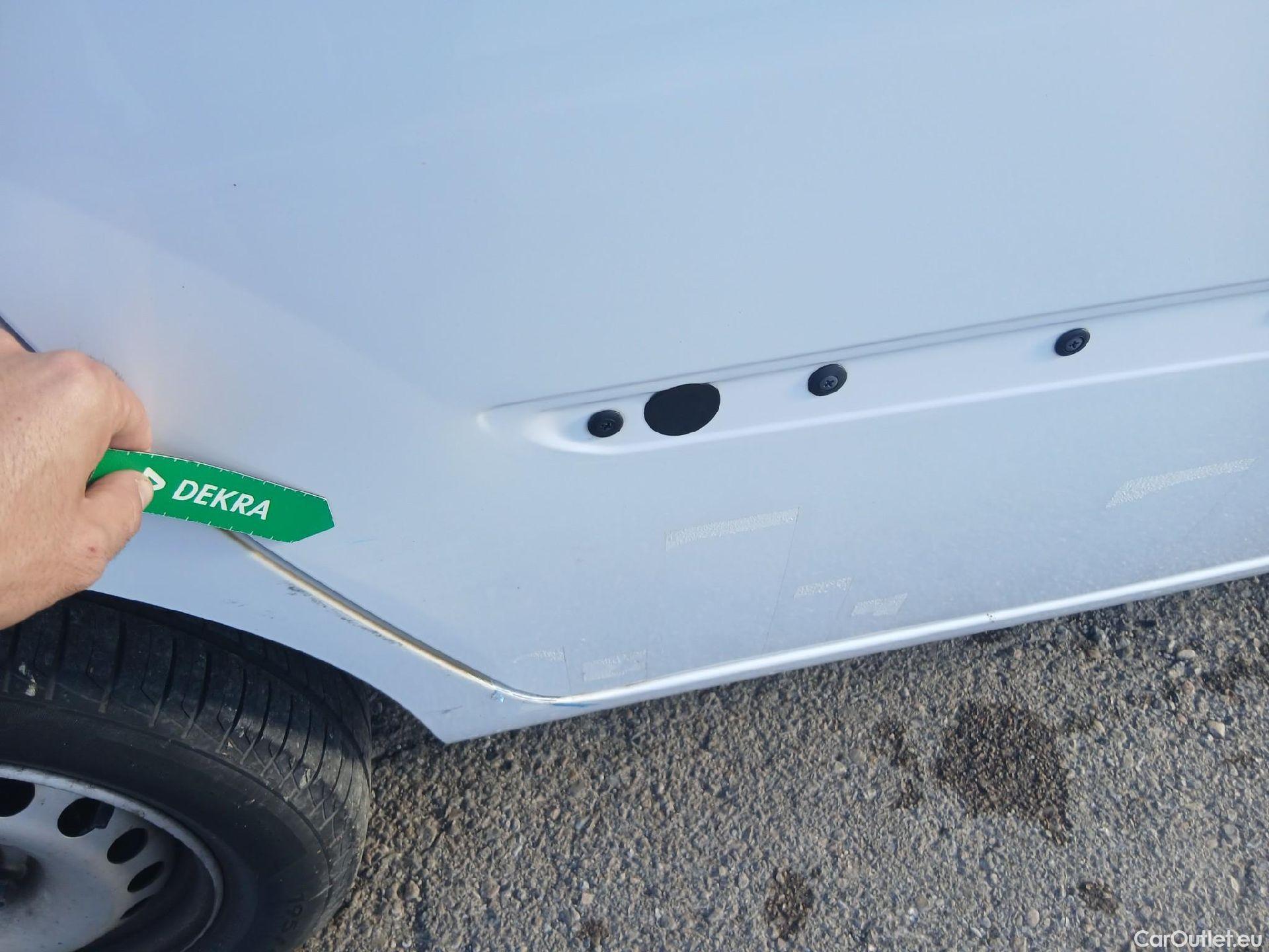  Renault  Kangoo RENAULT  Furgón/2013/3P/furgón derivado de turismo Profesional Blue dCi 70kW (95CV) #24